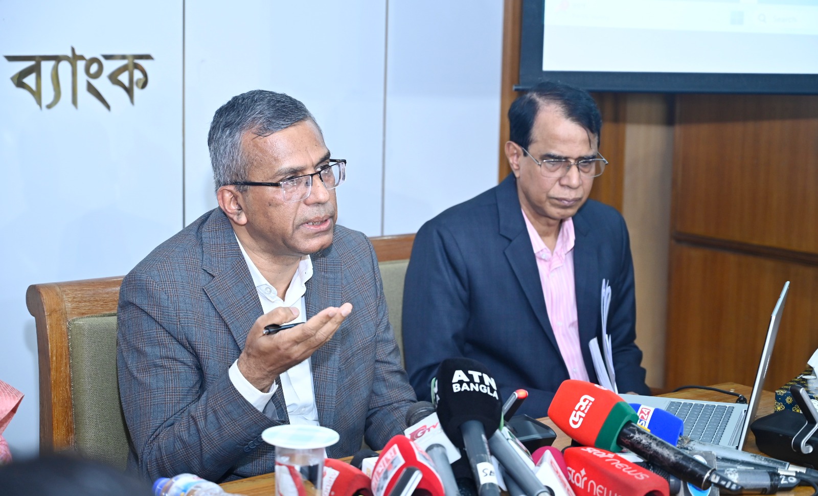 ৬০ হাজার কোটি টাকার প্রণোদনা প্যাকেজ ঘোষণা করলেন গভর্নর